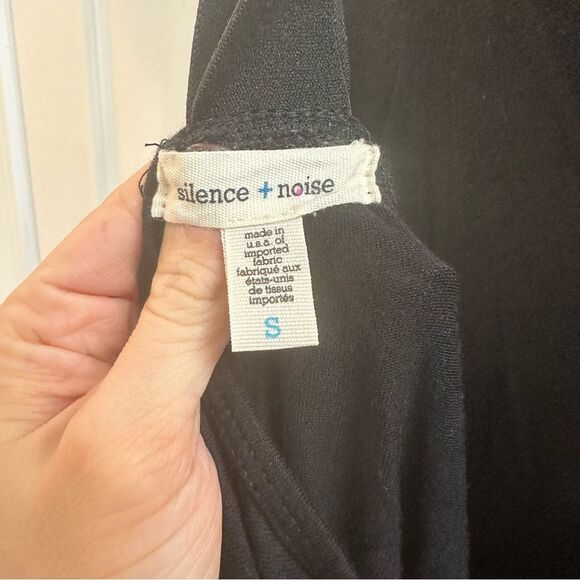 Urban Outfitters Silence + Noise Plain Black Cross Back Pinafore Mini Dress sz S - Picture 8 of 9